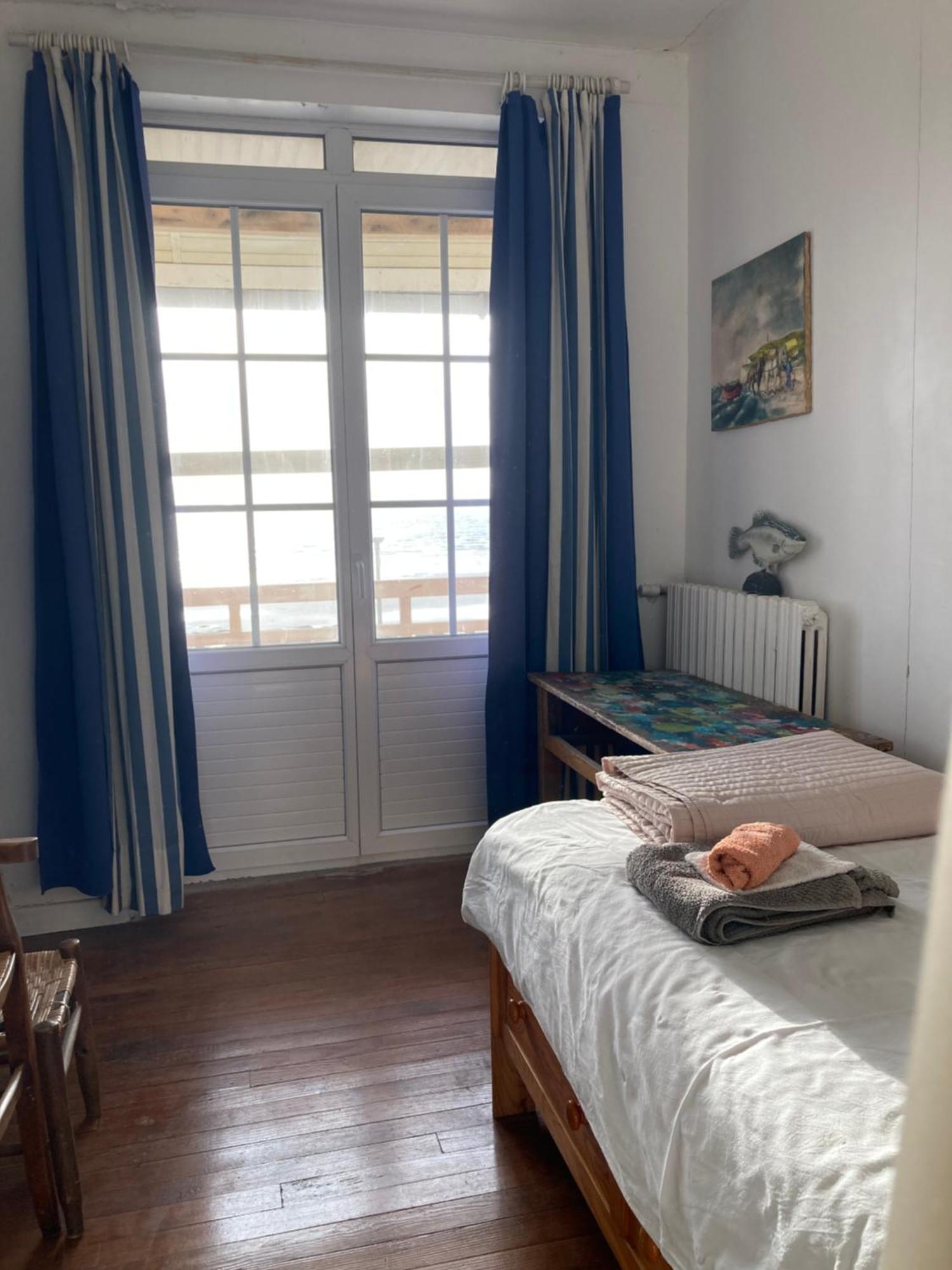 Face A La , L Artiste Villa Ambleteuse