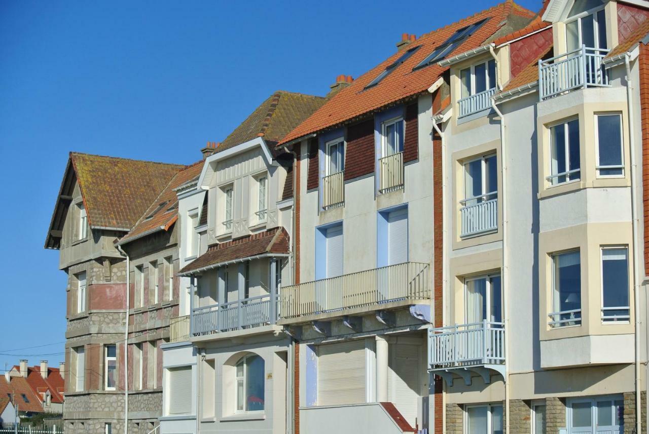 Face A La , L Artiste Villa